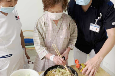 病室へ搬送