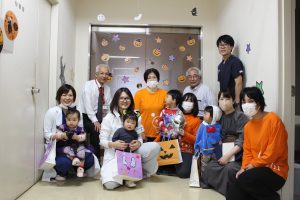院内保育所「バンビーニ」ハロウィンパーティーを開催